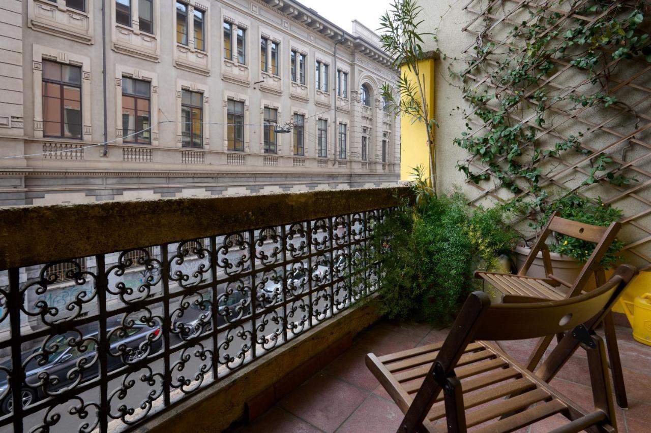 Artist Nadia'S Apartment In Porta Vercellina Milánó Kültér fotó